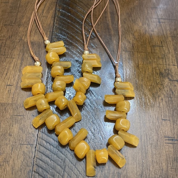 Cato Necklace - Picture 4 of 7